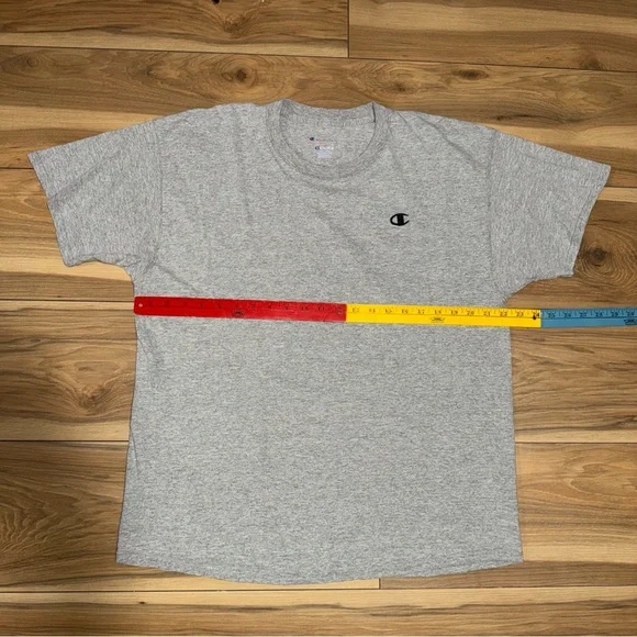 Vintage 90s Champion black “C” Logo T-Shirt Fits Med pre shrunk Classic Gray Tee - Picture 2 of 5
